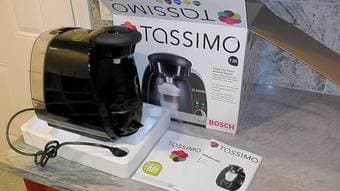 Tassimo Coffee Maker in original Box, very good condition 1