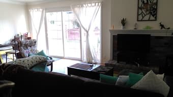 One bedroom in a quiet and laid back house with VEGETABLE GARDEN 2