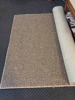 5x7 feet rug 1