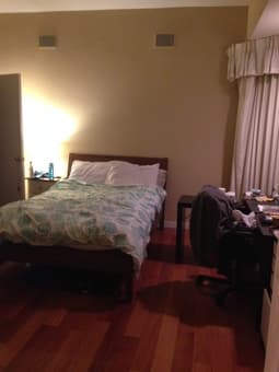 $1300 Master BR w/ private BA in 3BR/2.5BA beginning Jun/ May 2015 1