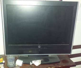 Small 19" Flat Screen TV for sale 1