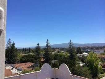 $2150 - Beautiful Downtown Palo Alto Penthouse Share 3