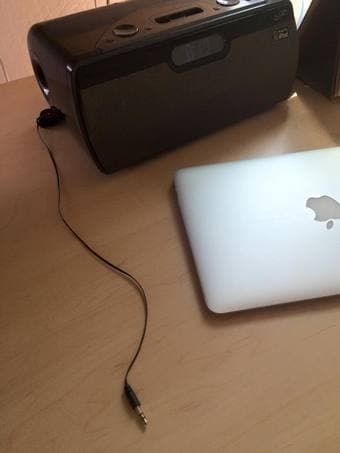 Speaker for iphone/macbook (iLive) 2
