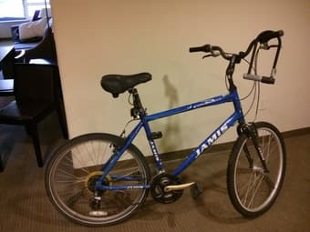 FS: Blue Jamis Explorer 1.0 Hybrid Bike -- $180 1