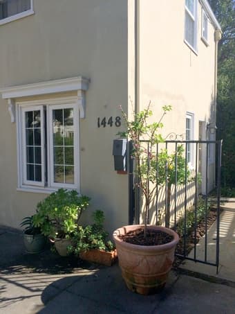 Great Location - Walk to Downtown 1