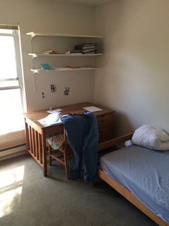 Stanford on-campus housing (Rains 4BR), available Sept 6 - Sept 20 3