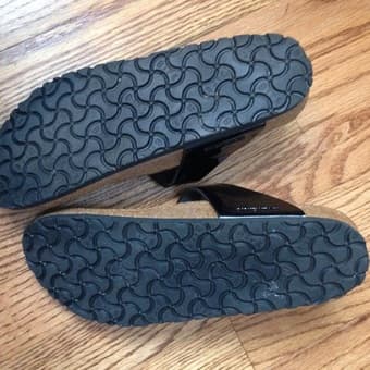 Birkenstocks Gizeh Size 38, barely worn for sale!!! 2