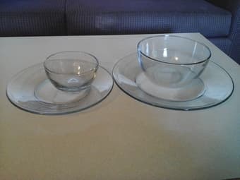 21 piece dinnerware for $12 1