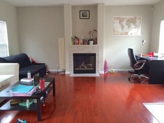 Spacious master bedroom available in 3BD, 2.5BT in Mountain View 2