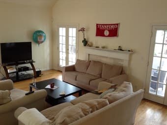 Wonderful 5 Bedroom / 4 Bathroom Home In Palo Alto 1