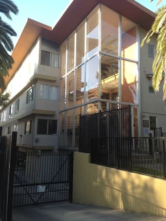 need a housemate for 2BR/1BA in Palo Alto! $1226, mid-June 1