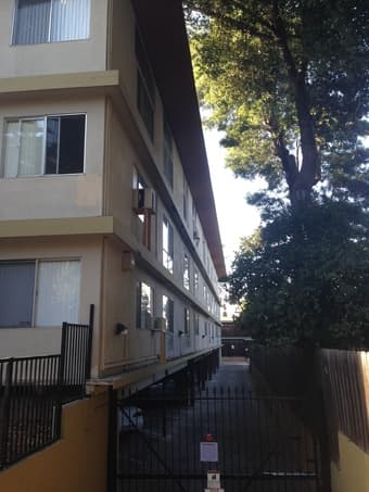 need a housemate for 2BR/1BA in Palo Alto! $1226, mid-June 2