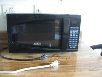 Sunbeam microwave  for sale $20 1