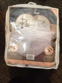 Mattress Pads, Sheet Set, $5-10 3