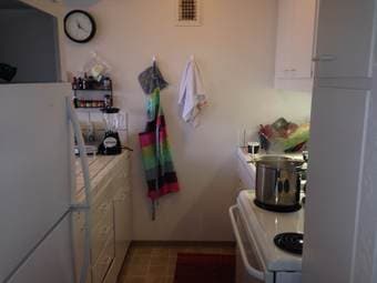 Apartment for Couples on Campus, 1BR/1BA (Jun 23 - Aug 3) 3