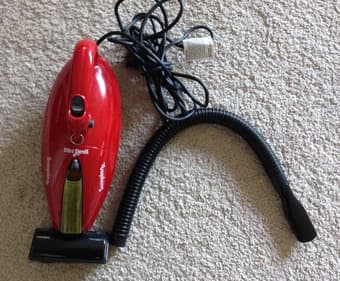 Dirt Devil Cordless Vaccum Cleaner 1