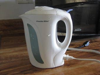 proctor silex hot water kettle   $5 1