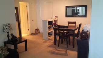 GREAT 1BR CLOSE TO CAMPUS Available end June onwards 2