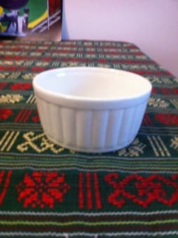Creme brûlée ramekins/baking pans/cake stand 1