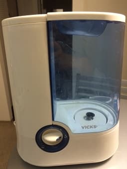 Humidifier - $10 1