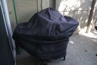 MOVING OUT SALE **OUTDOOR TABLE & GRILL SET** 3
