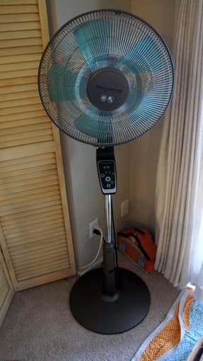 Rowenta Turbo Silence 4-Speed Oscillating Pedestal Fan/Remote 1