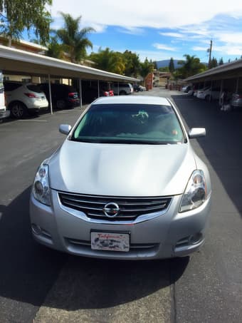 2012 Nissan Altima 2.5S, Silver Like New!!! Only 13200!! 2