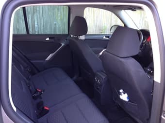 Volkswagen Tiguan SE 2009 - $13000 3