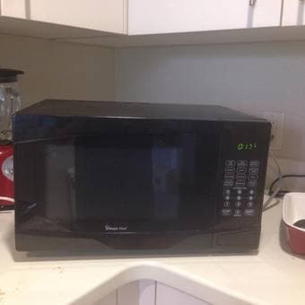 Selling Microwave for $20 1