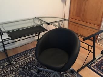 Glass study table and chair $80 1