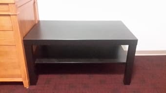 Black coffee table, perfect condition $15 1