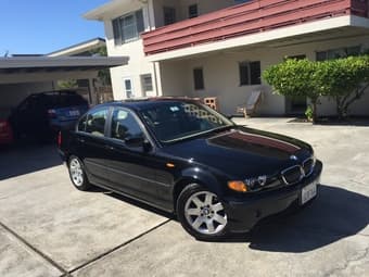 Gorgeous Black 2002 BMW 325i, $6500 2