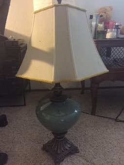 Vintage lamp $15 1