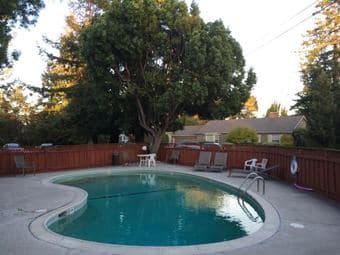 Palo Alto - Room for $ 1300***ONLY FEMALES 3