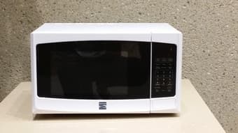 Microwave Owen 900w - $60 1