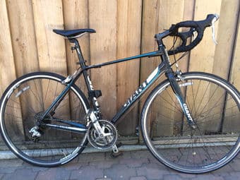 Giant Defy 5 - great commuter - $200 - oliveirajhm@gmail.com 1