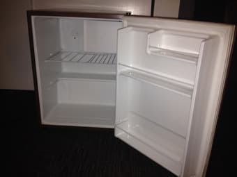 $30 MINI FRIDGE USED $30 1