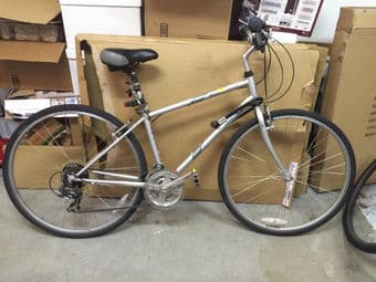 KHS Brentwood 7-speed cycle with Lights, Kryptonite U-LOCK, and Campus 2
