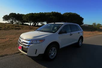 2012 Ford Edge White 75,000miles,in Excellent condition $16,800 1