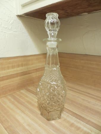 Beautiful glass decanter, $6 1