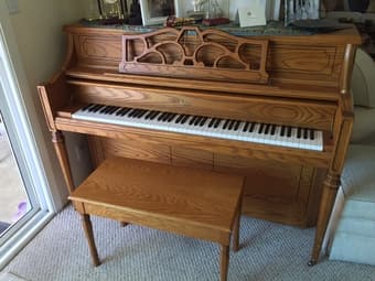 --SALE-- Upright Piano - Pristine Condition $695 1