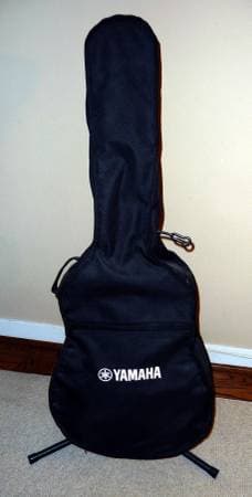 Yamaha C40 PKG Nylon String Classical Guitar $140 1