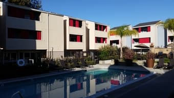 Redwood city next to menlo park apartment $1325 pet friendly 3