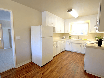 LG. Masterbed/bath Move in Mid July 1