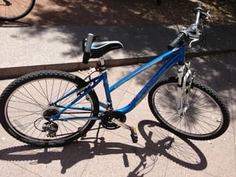 SCHWINN BIKE (GIRLS') FOR SALE!!! 3