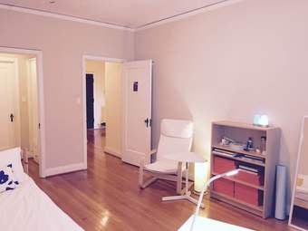 $1550 Sunny room, right in downtown Palo Alto 2