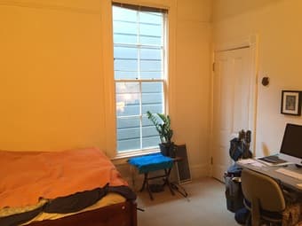 1Br  $1200-- 4 1/2 week sublet -- great area of the Mission 1