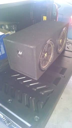 Selling 2 12" Subwoofers for $200. Excellent Bass. 1