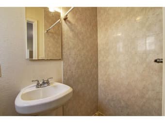 $1100 bedroom/own bath in shared house utilities included Sunnyvale 2