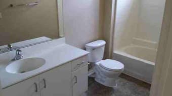 Looking for Roommate in Orange CA 2/R2BR starting late July/earlyAugust 2